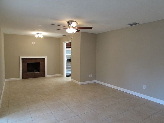 4th image of 103 Lochinvar Dr
