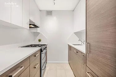 Rented by Sotheby's International Realty