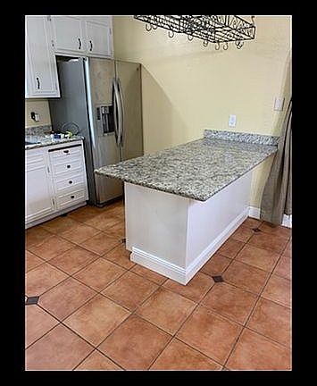 2nd image of 211 Lea Ct
