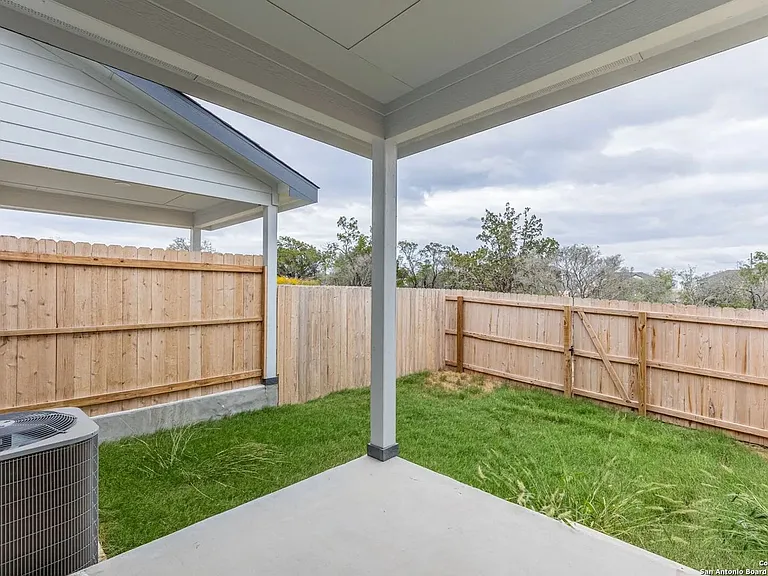 173 Damon Dr — Photo 21