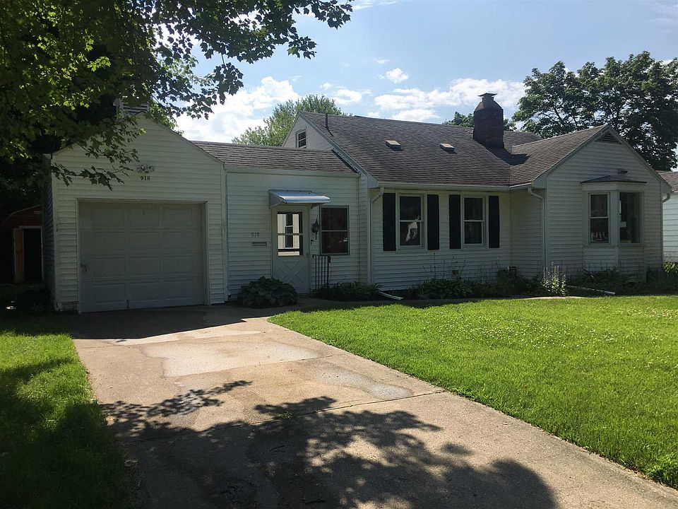 1st image of 918 Garden Ln