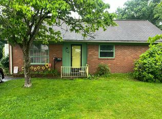 1928 Cardinal Ave, Aliquippa, PA 15001