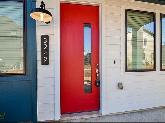3rd image of 3249 Loam Ln