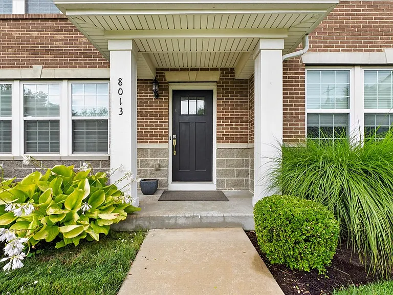8013 Central Park Dr — Photo 2