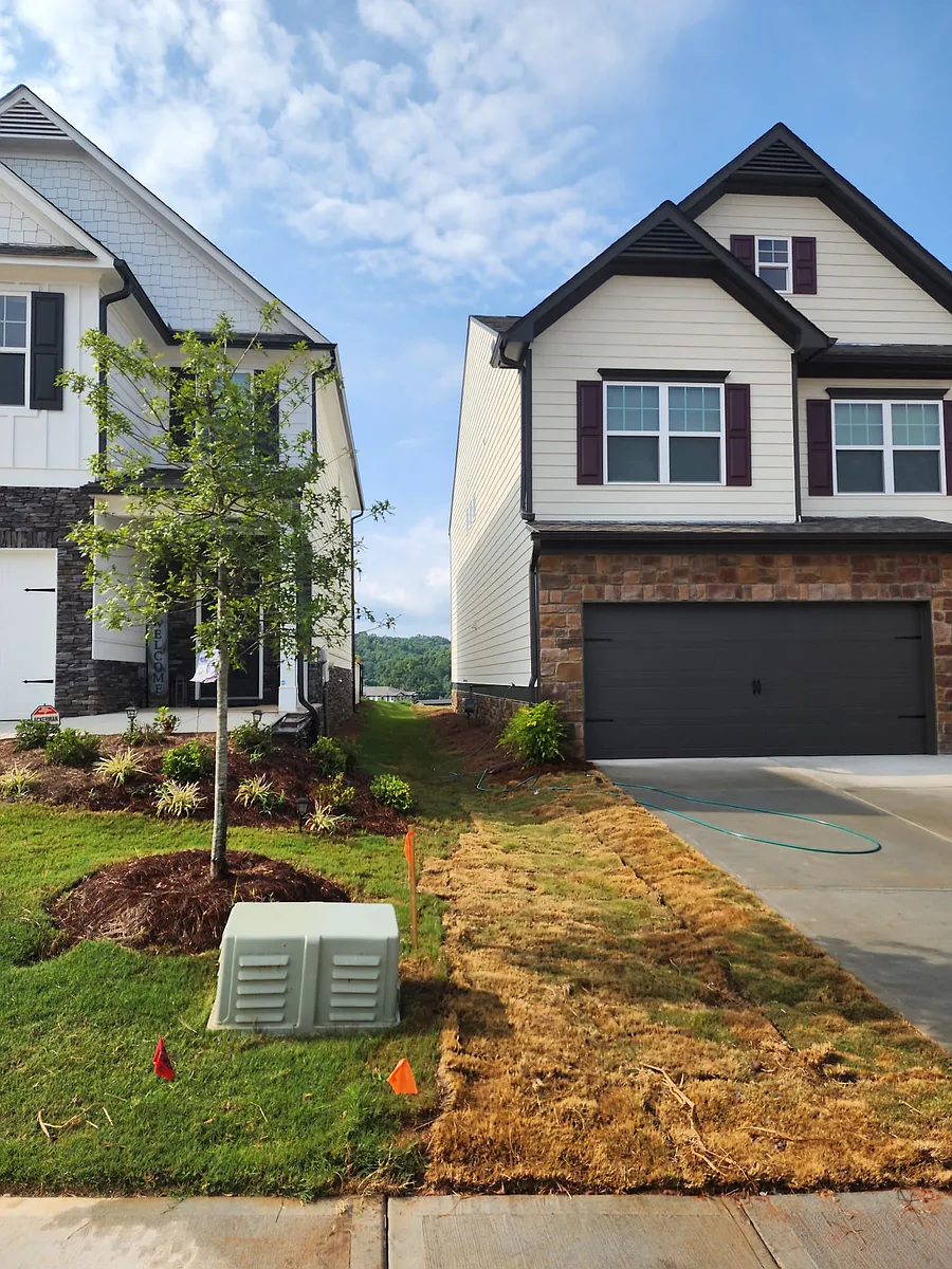 Building Photo - 60 Briarwood Dr