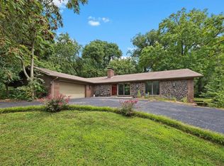 5 Metcalf Dr, Belleville, IL