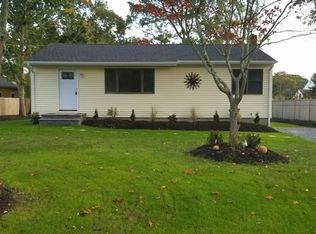 56 Kyle Rd, Hampton Bays, NY 11946