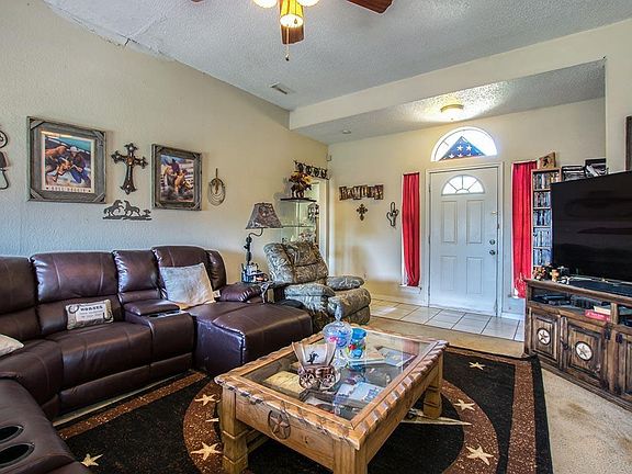 3rd image of 4812 Gatewood Ct