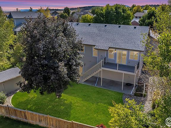 3rd image of 4110 Julesberg Dr