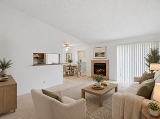 700 Thicket Ln APT 1006, Houston, TX 77079