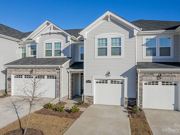 2nd image of 15606 Little Bluestem St