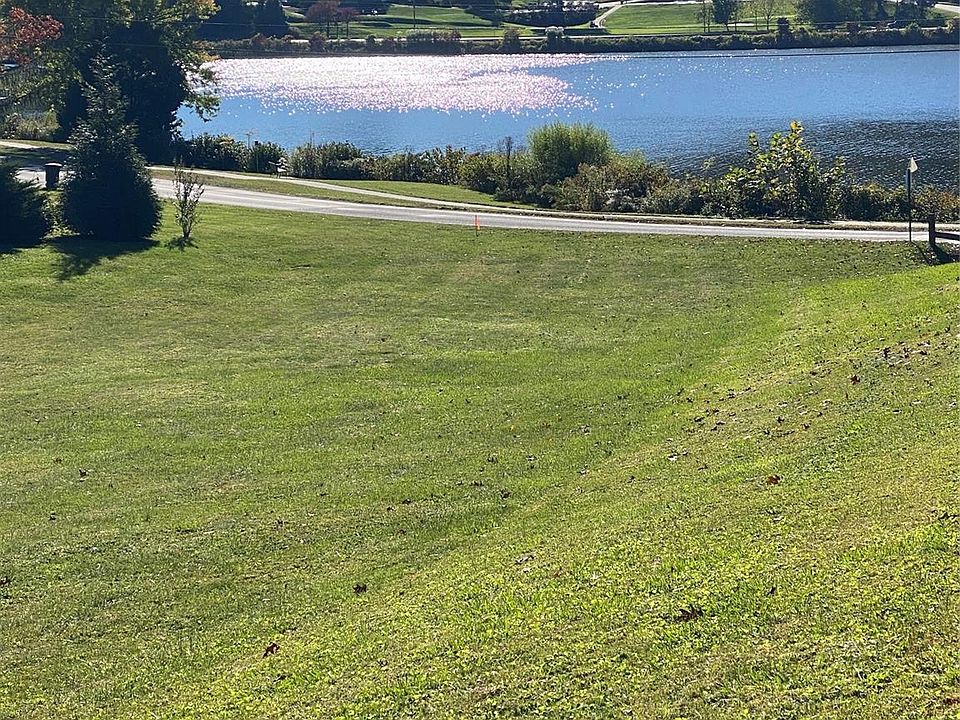 2nd image of L-1 S Lakeshore Dr