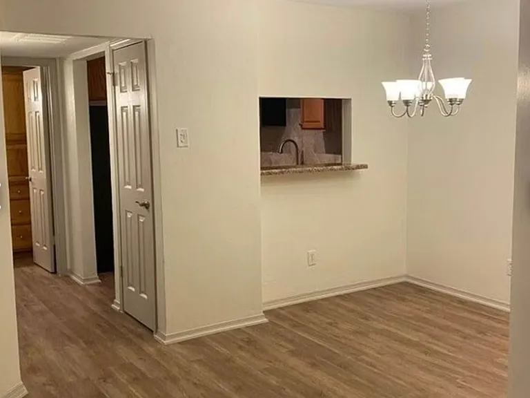 18333 Roehampton Dr #316 — Photo 7