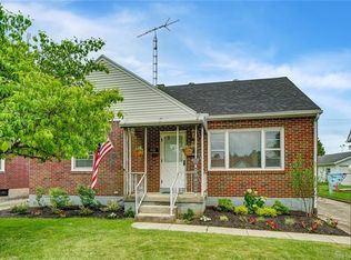 2121 Maiden Ln, Springfield, OH 45504