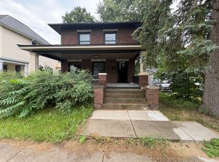 622 N Main St, Goshen, IN 46528