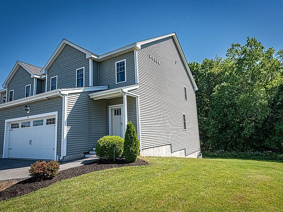 3rd image of 77 Riverside Dr #77