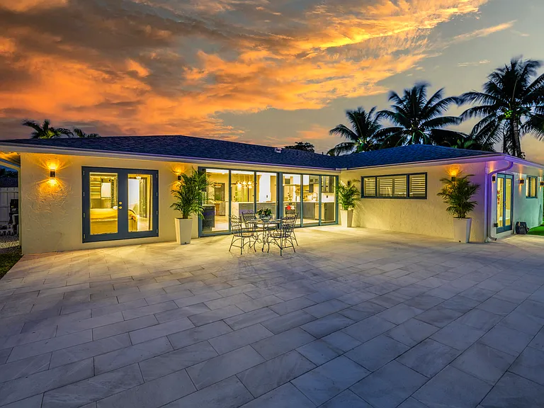 3255 Lakeview Blvd — Photo 36