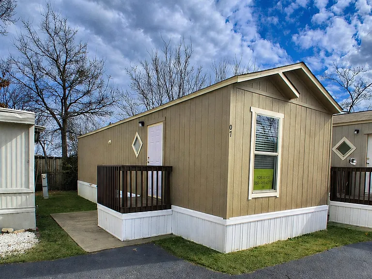 2500 Fort Worth Dr #7 — Photo 9