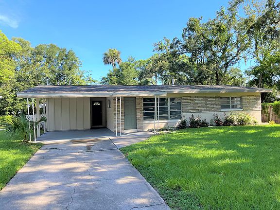 2nd image of 303 Trudgeon Dr