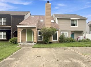 4472 Silverleaf Dr, Virginia Beach, VA 23462
