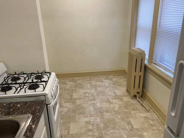 5709 W Burnham St #7