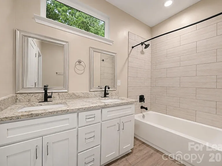 309 James St — Photo 10