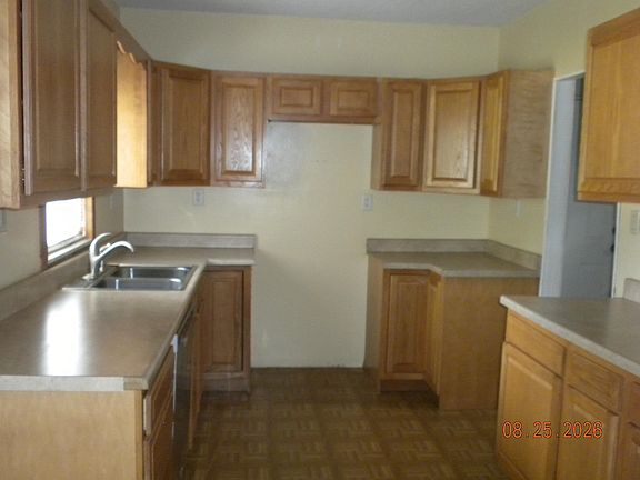 2nd image of 8015 Vassar Rd