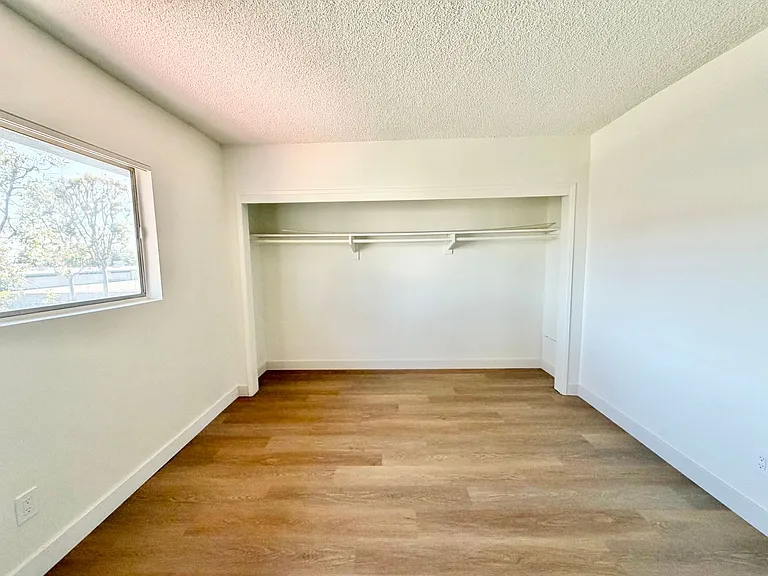 Garden Walk Apartments — Photo 42