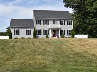 162 Paul Lizotte Dr, North Attleboro, MA 02760