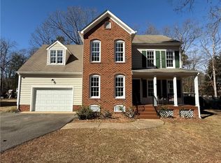 9026 Coolwater Ln, Mechanicsville, VA 23116