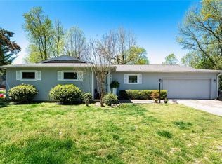 609 Vickie Ln, Herrin, IL 62948