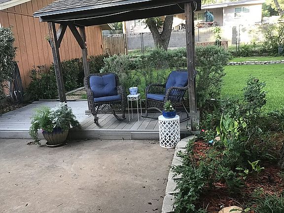 4th image of 2766 Dena Dr