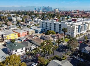1117 W 38th St, Los Angeles, CA 90037