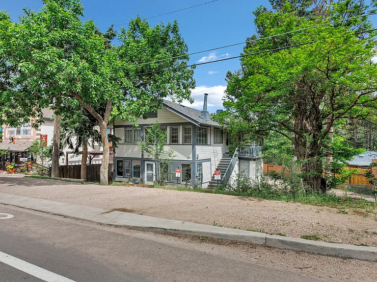 1803 Cheyenne Blvd #2 — Photo 2