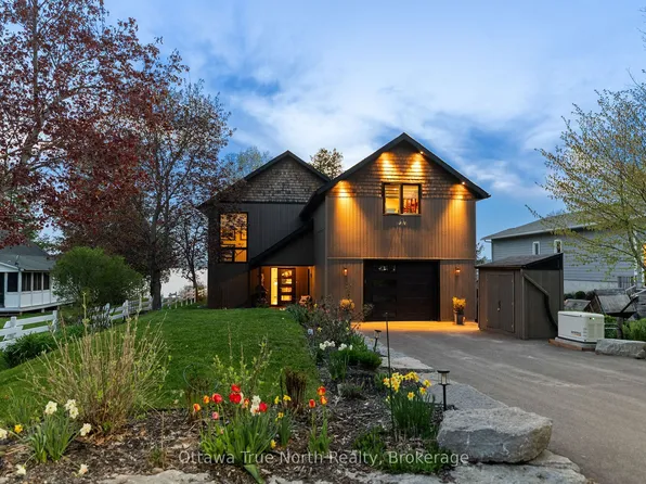 1018 Macnabb Rd, Greater Madawaska, ON K0J 1H0