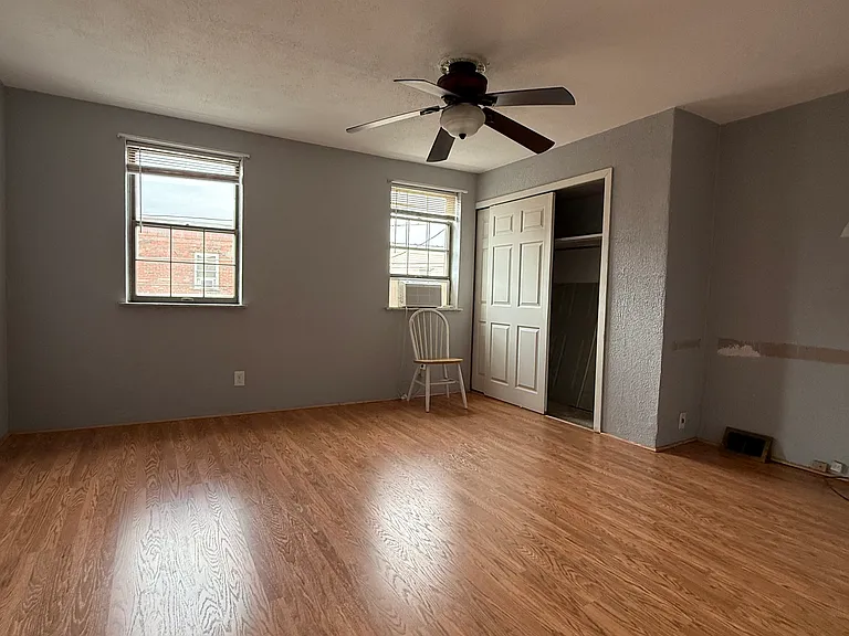 2639 E Ann St — Photo 9