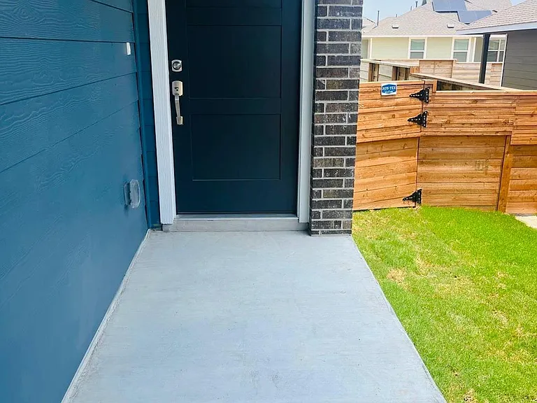1405 Marley — Photo 4