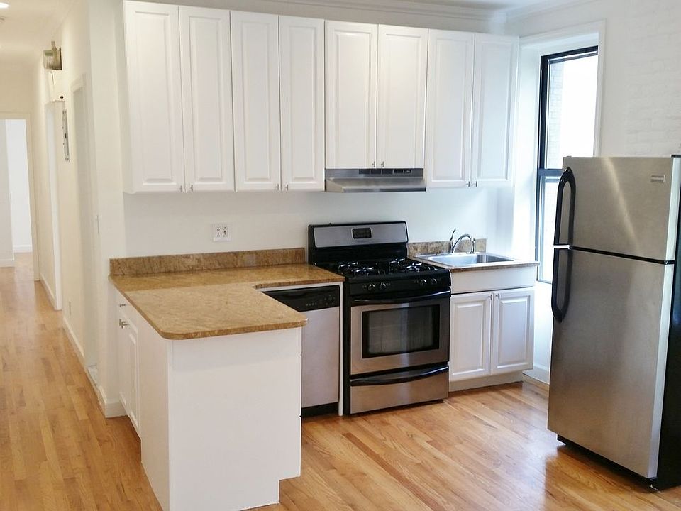 1st image of 174 W 141st St #Zfl2