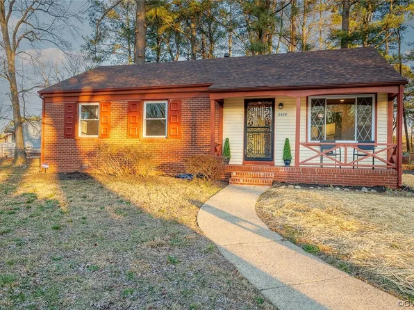2529 Crestwood Ave, Petersburg, VA 23805