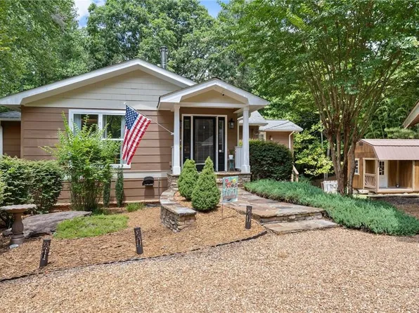 4812 Graham Cir, Gainesville, GA 30506