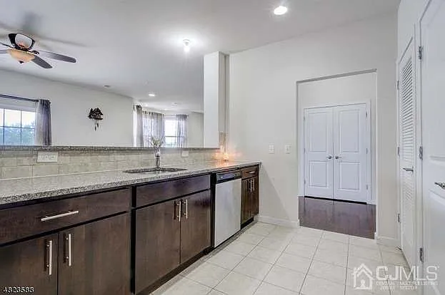 331 Pond Ln — Photo 65