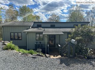 334 Harbor Lake Rd, Newland, NC 28657