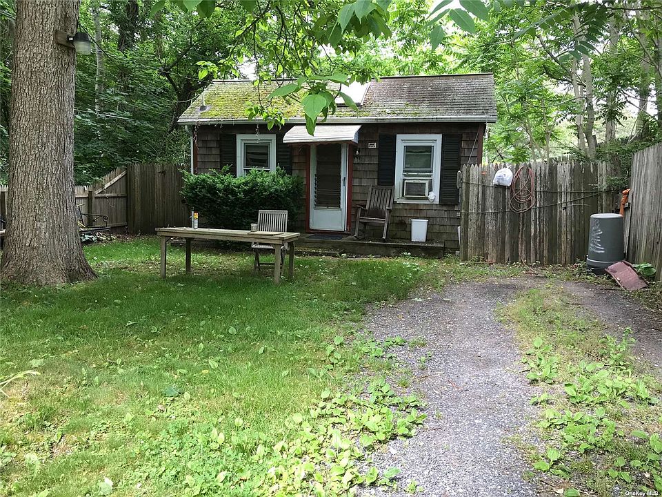 11 Flanders Boulevard, Flanders, NY 11901 Zillow