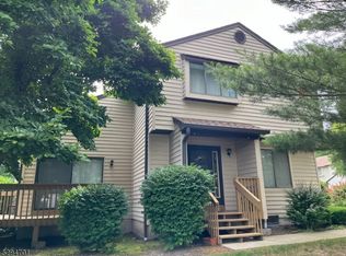 2 Oriole Ter, Newton, NJ 07860