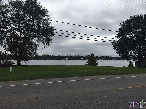 3rd image of 2007 False River Dr