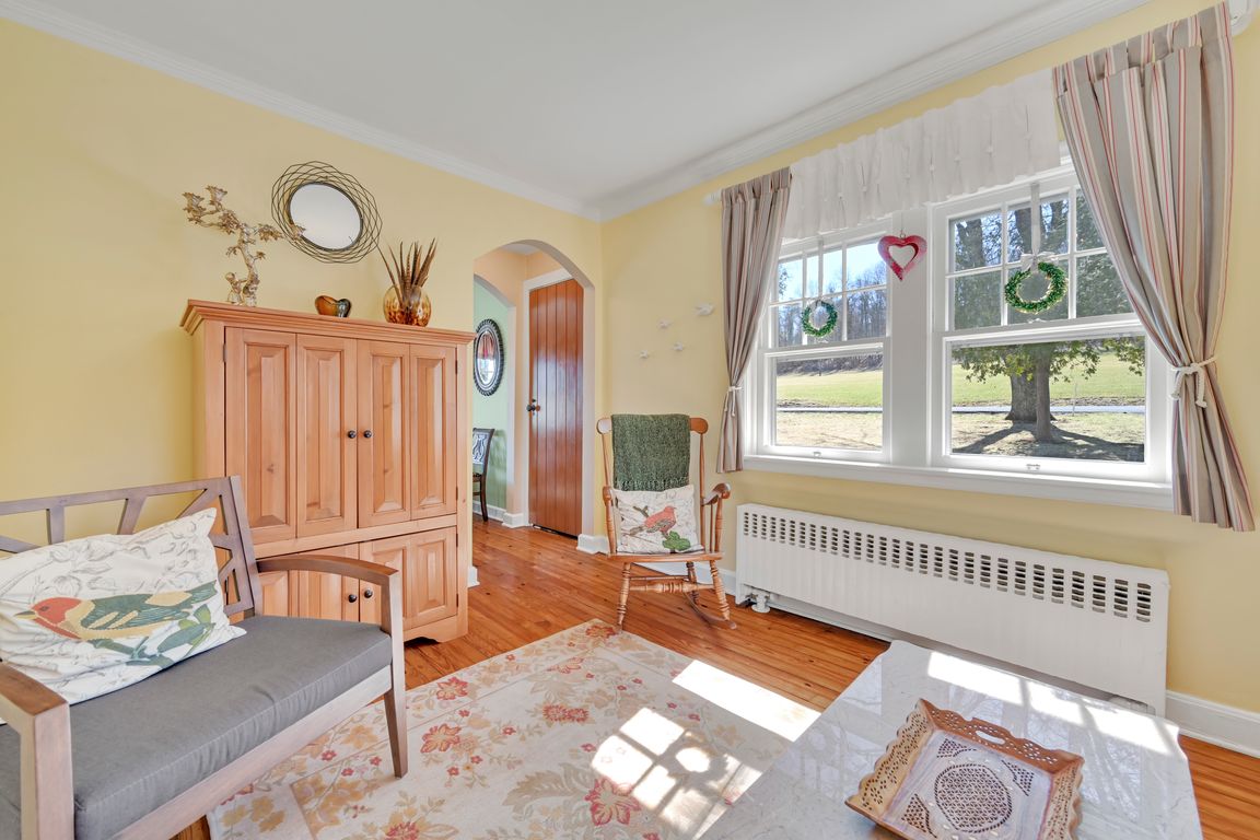 05-Living Room