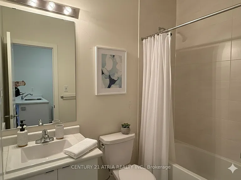 237 Webb St #COACH HOUSE — Photo 6