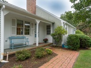 205 Winding Cove Rd, Marstons Mills, MA 02648