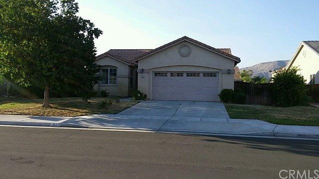 1st image of 1077 Shady Ct