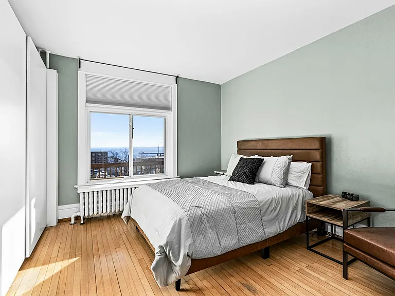 209 E 3rd St #209 — Photo 5
